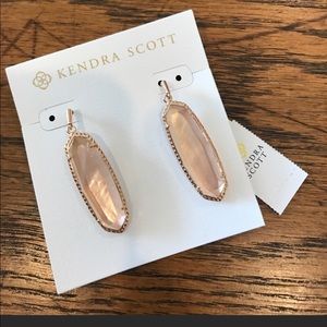 Kendra Scott earring